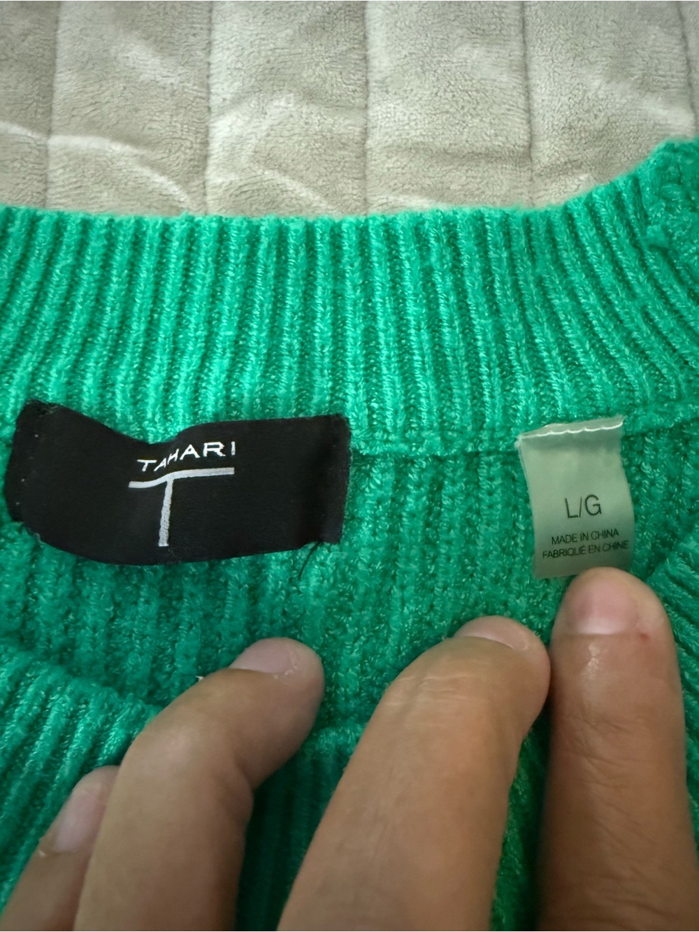 Tahari Green Ribbed Knit Crewneck Sweater Womens Size Large Raglan Pullover - Picture 7 of 8
